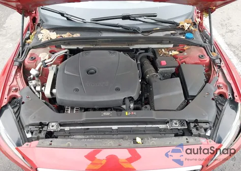 2019 Volvo S60 T6 R-Design z USA, uszkodzony, nr VIN 7JRA22TM4KG004573